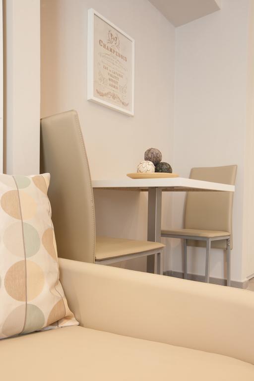 نابولي Bovio Prestige Apartments المظهر الخارجي الصورة