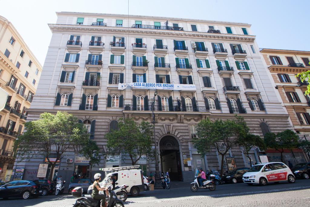 نابولي Bovio Prestige Apartments المظهر الخارجي الصورة