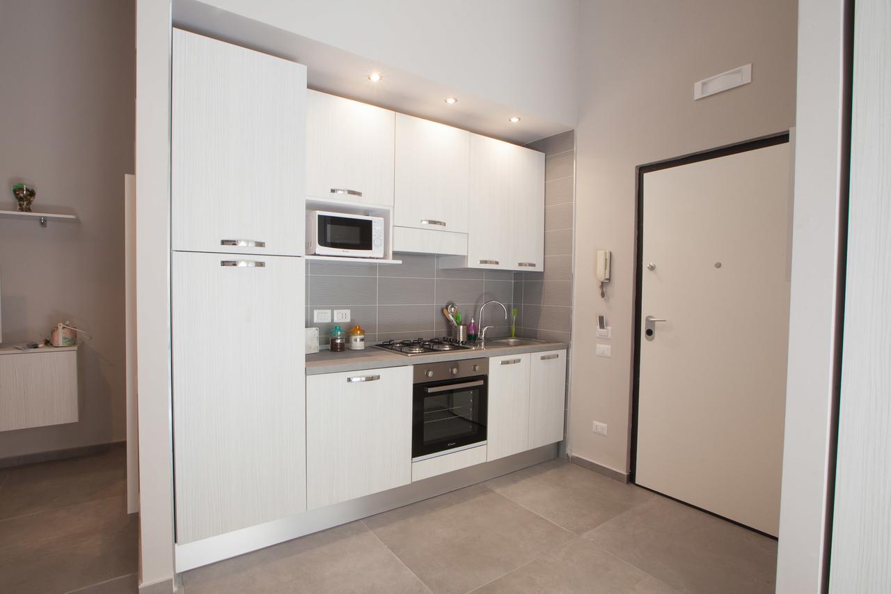 نابولي Bovio Prestige Apartments الغرفة الصورة